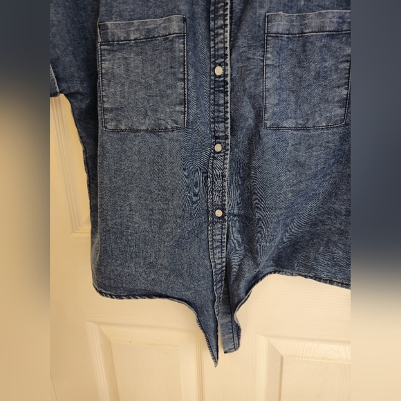 NWT Sim & Sam Tie Front Button Down Denim Blue Acid Wash Top Size XL - Picture 8 of 16